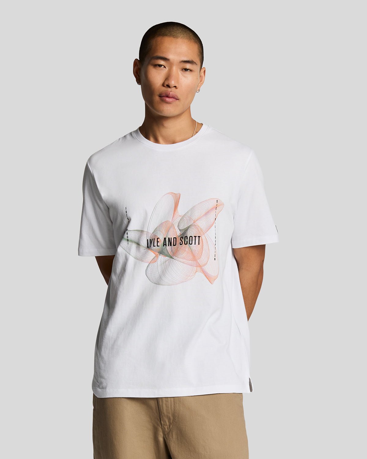 Lyle Scott Men's 3D Line Graphic T-Shirt in White/ Kinetic Orange