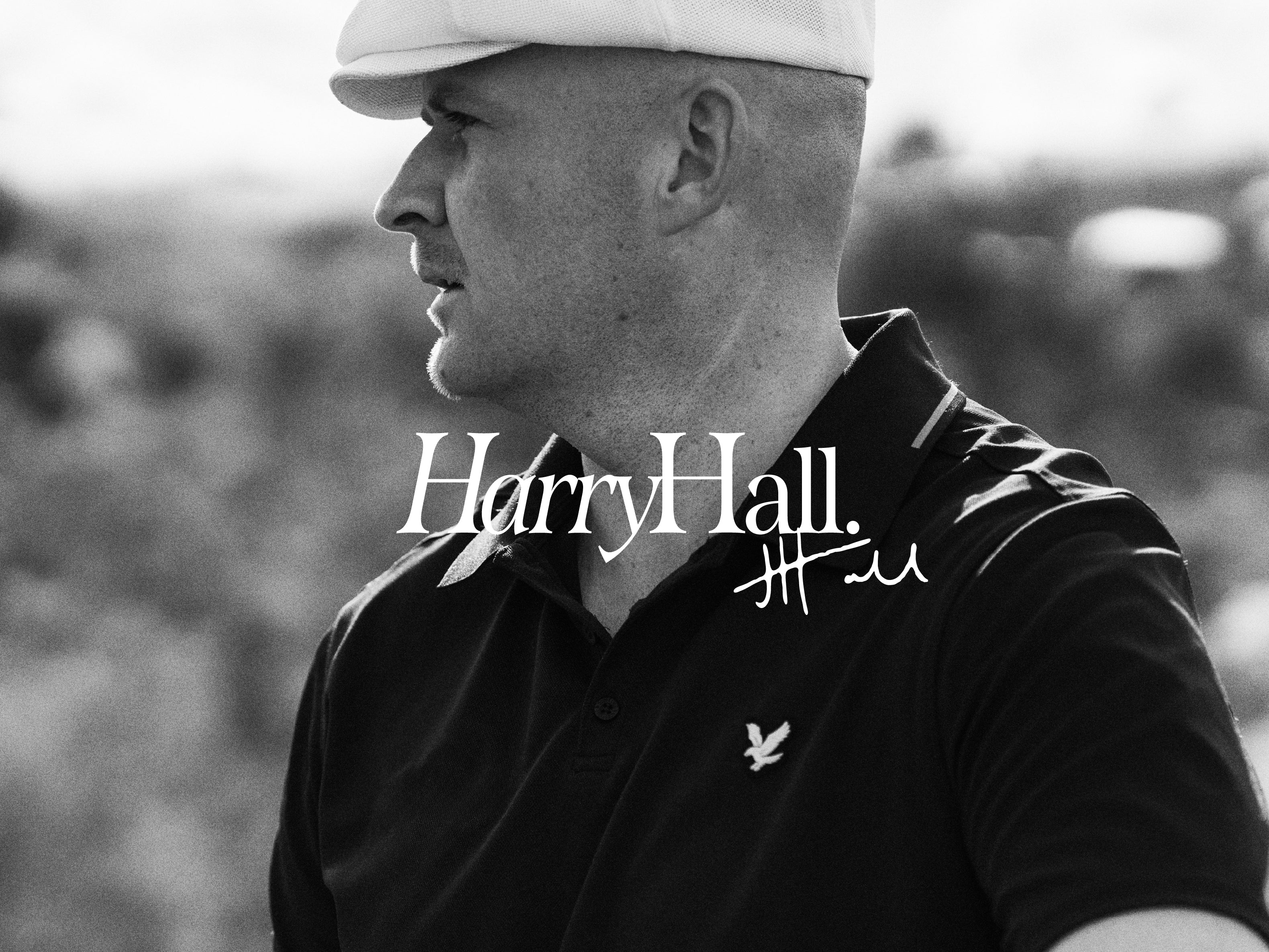 Lyle & Scott Men's Golf Lightweight Knitted V-Neck Vest in Navy
