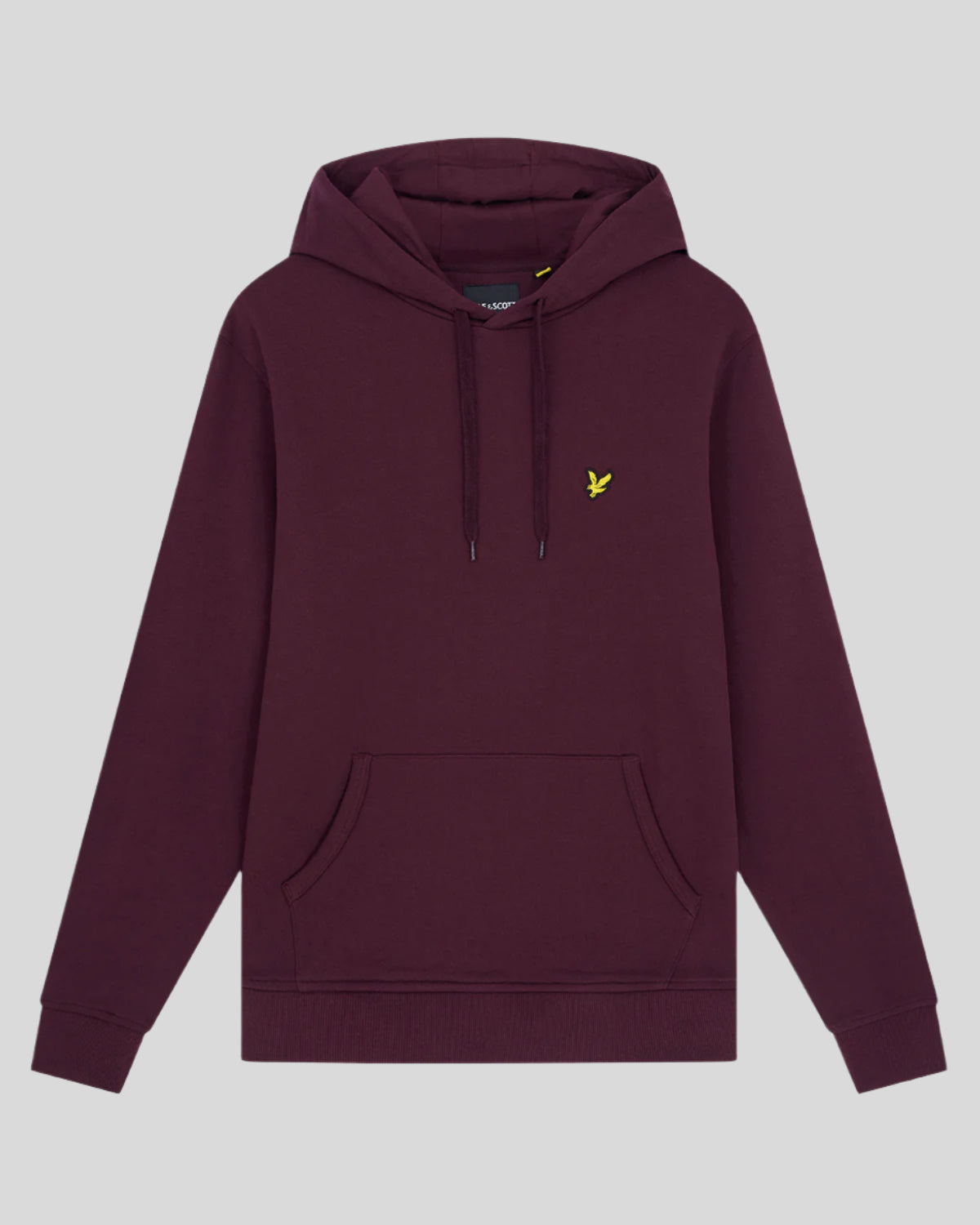 Man draagt een Loopback katoenen hoodie in bordeauxrood