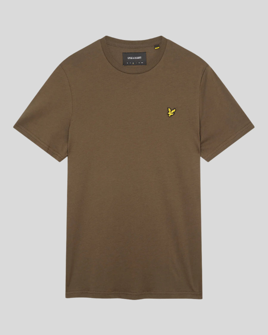 Man draagt een katoenen T-shirt met ronde hals in de kleur olijfgroen