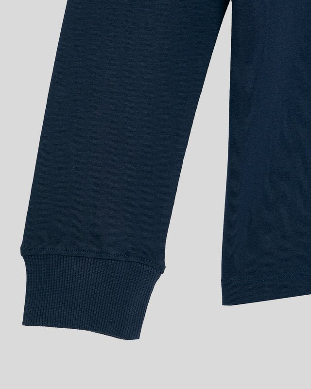 Garçon portant un t-shirt en coton à manches longues bleu marine
