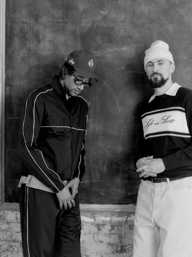 POET & VUJ portent des vêtements Lyle & Scott la Wear It Your Way »