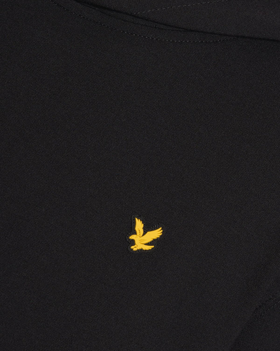 Homme portant un sweat à capuche en molleton Sports Brushback, couleur noir de jais
