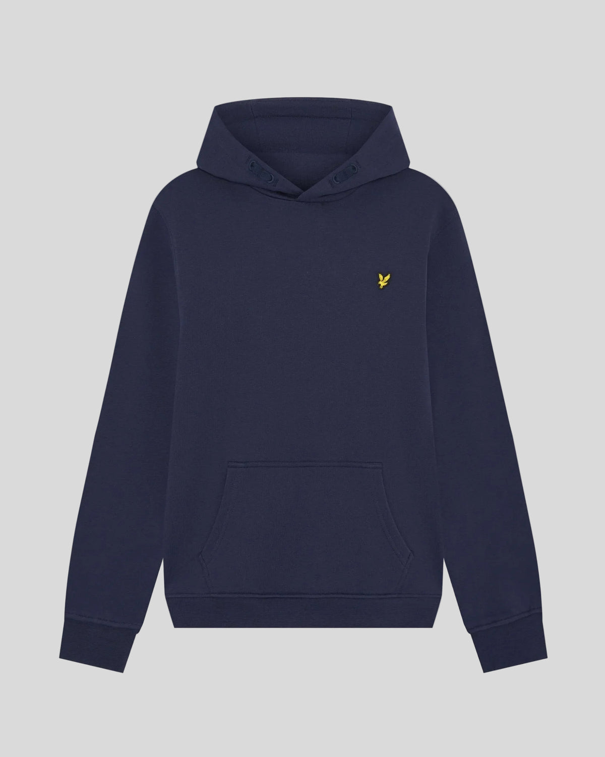 Homme portant un sweat à capuche en molleton Sports Brushback bleu nuit