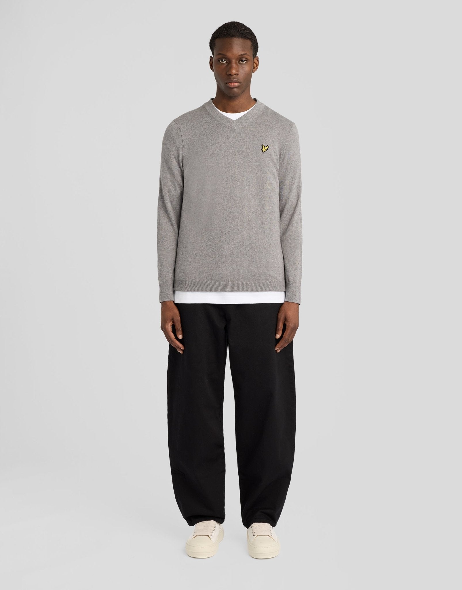 Lyle & Scott Men's Cotton Merino V Neck Jumper in Mid Grey Marl