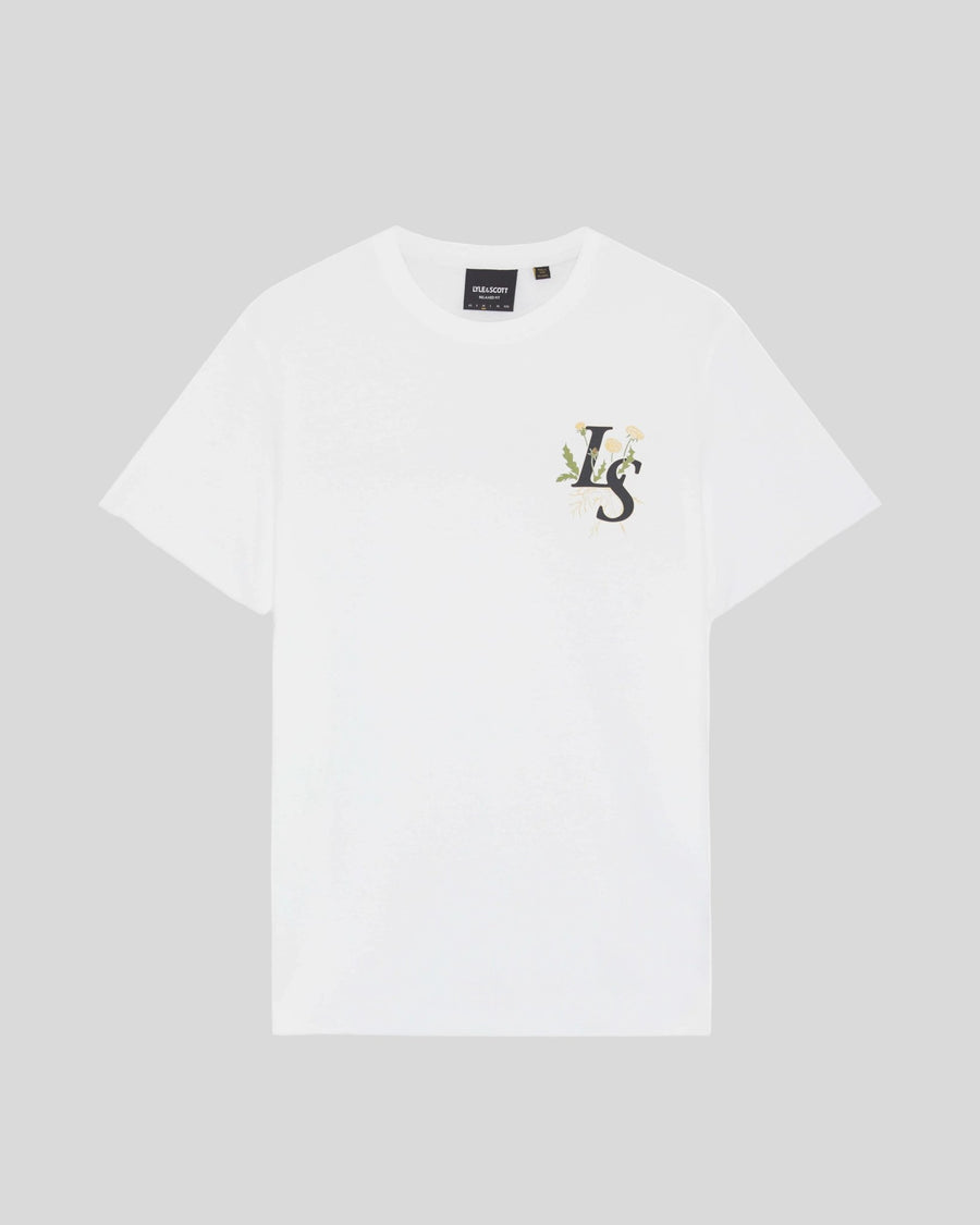 Homme portant un t-shirt à motif botanique blanc