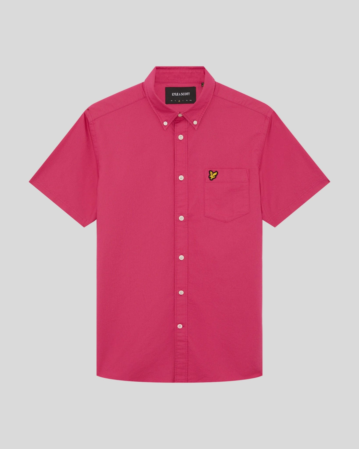 Uomo con camicia Oxford a maniche corte color dalia