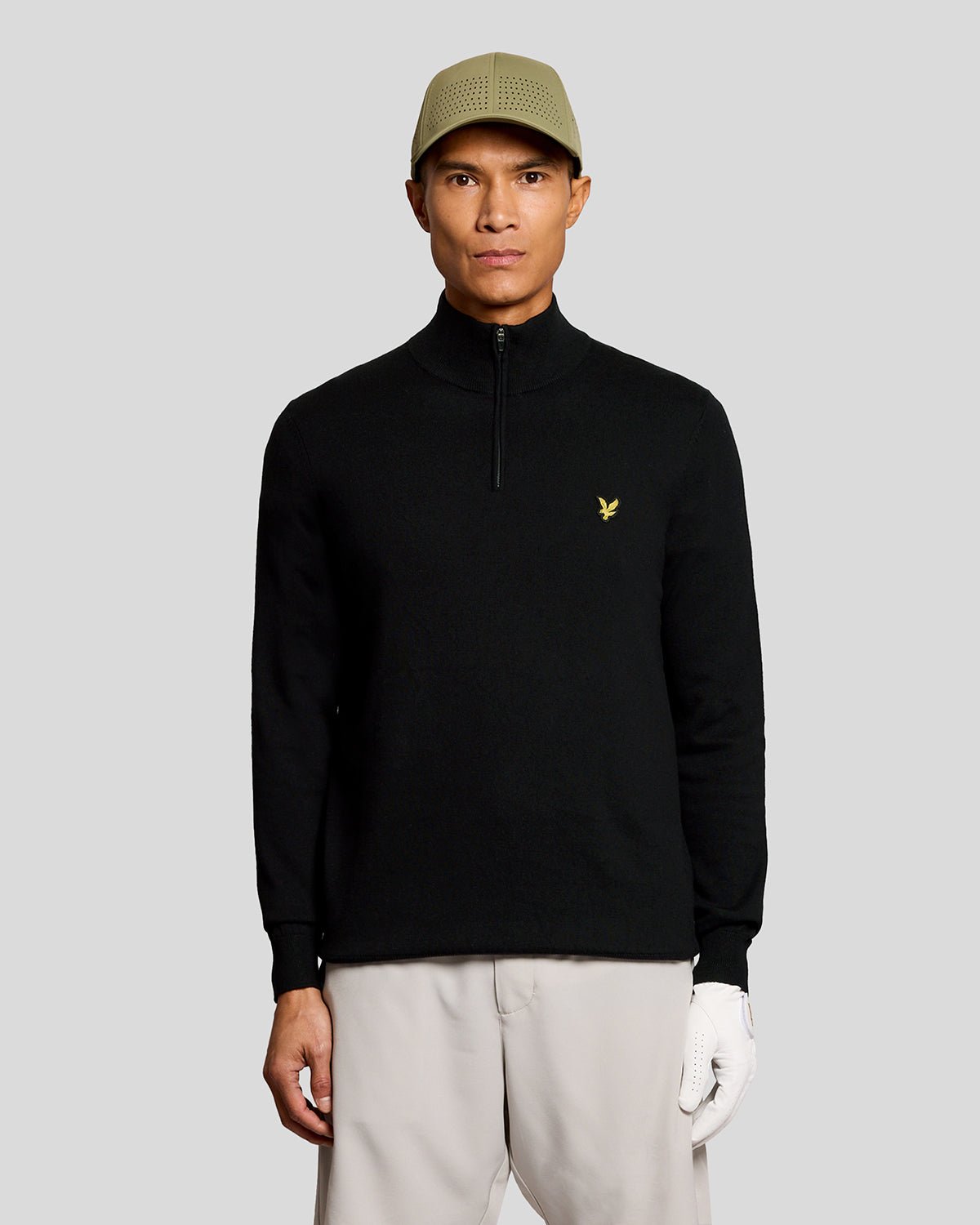 Hombre con jersey Performance con cremallera de 1/4 en negro azabache