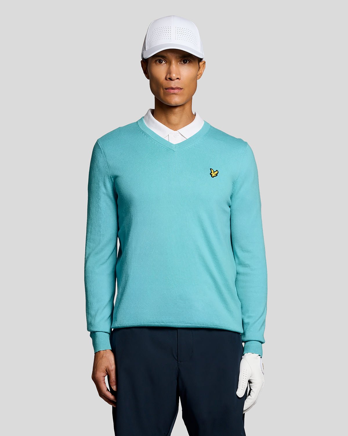 Uomo con maglione a V in misto cotone blu acquamarina