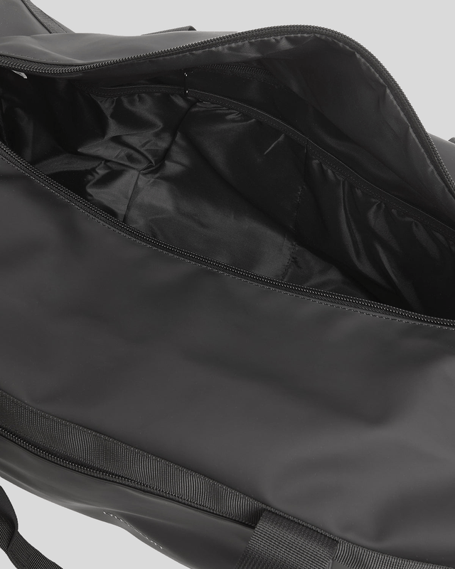 Bolso de fin de semana resistente al agua en negro azabache