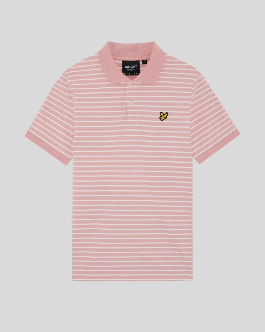 Homme portant un polo breton en piqué rose pamplemousse et blanc