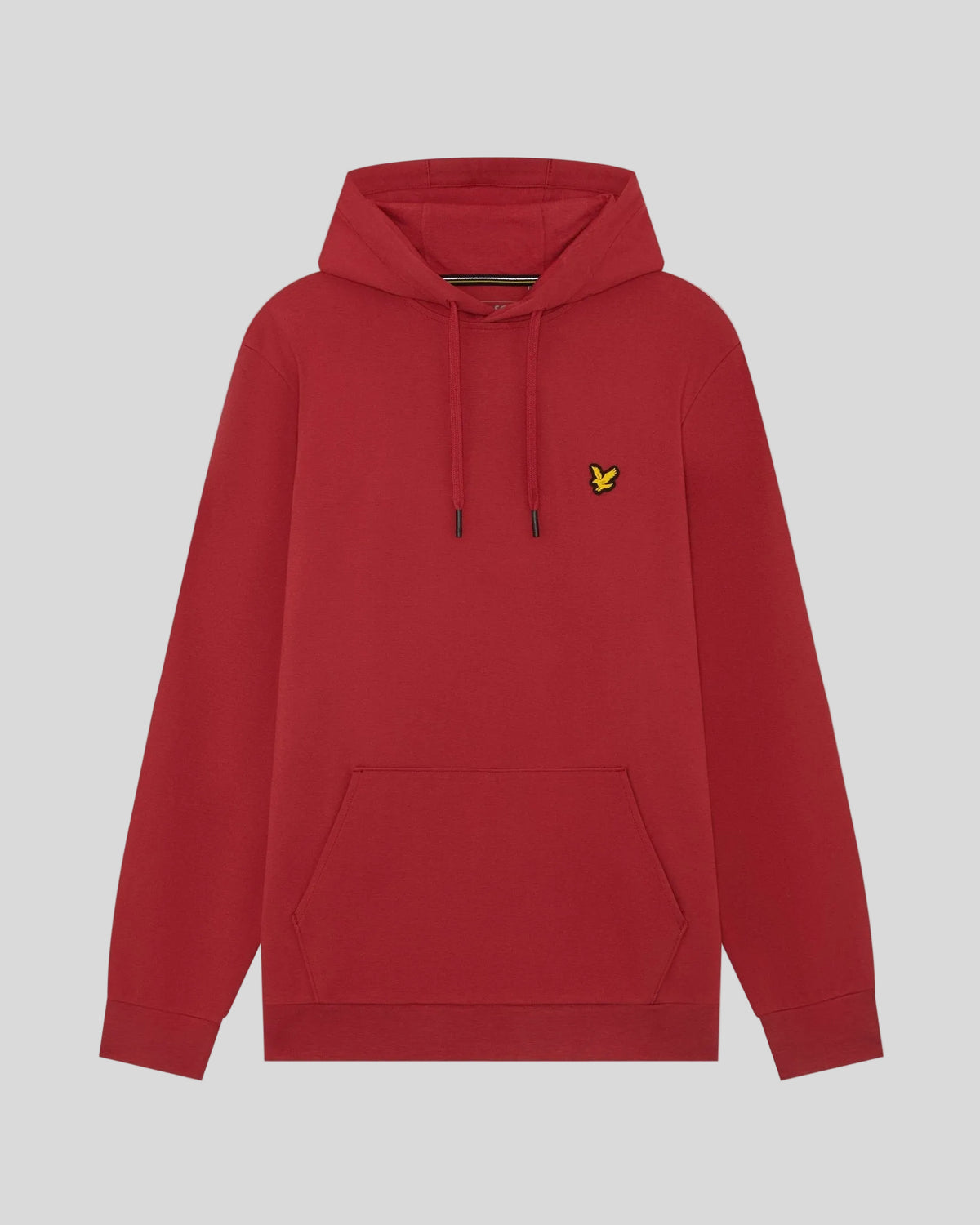 Homme portant un sweat à capuche léger de sport couleur grenat