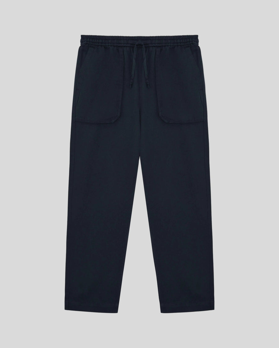 Uomo con pantaloni a gamba dritta in misto lino blu scuro
