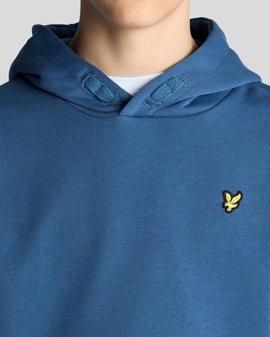 Hombre con sudadera con capucha de algodón Loopback en color azul aciano oscuro