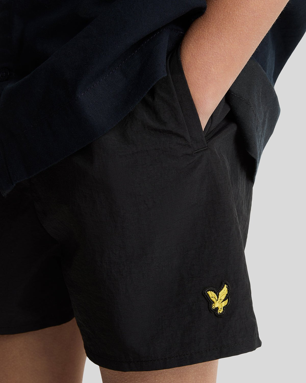 Short de bain uni noir de jais pour garçon