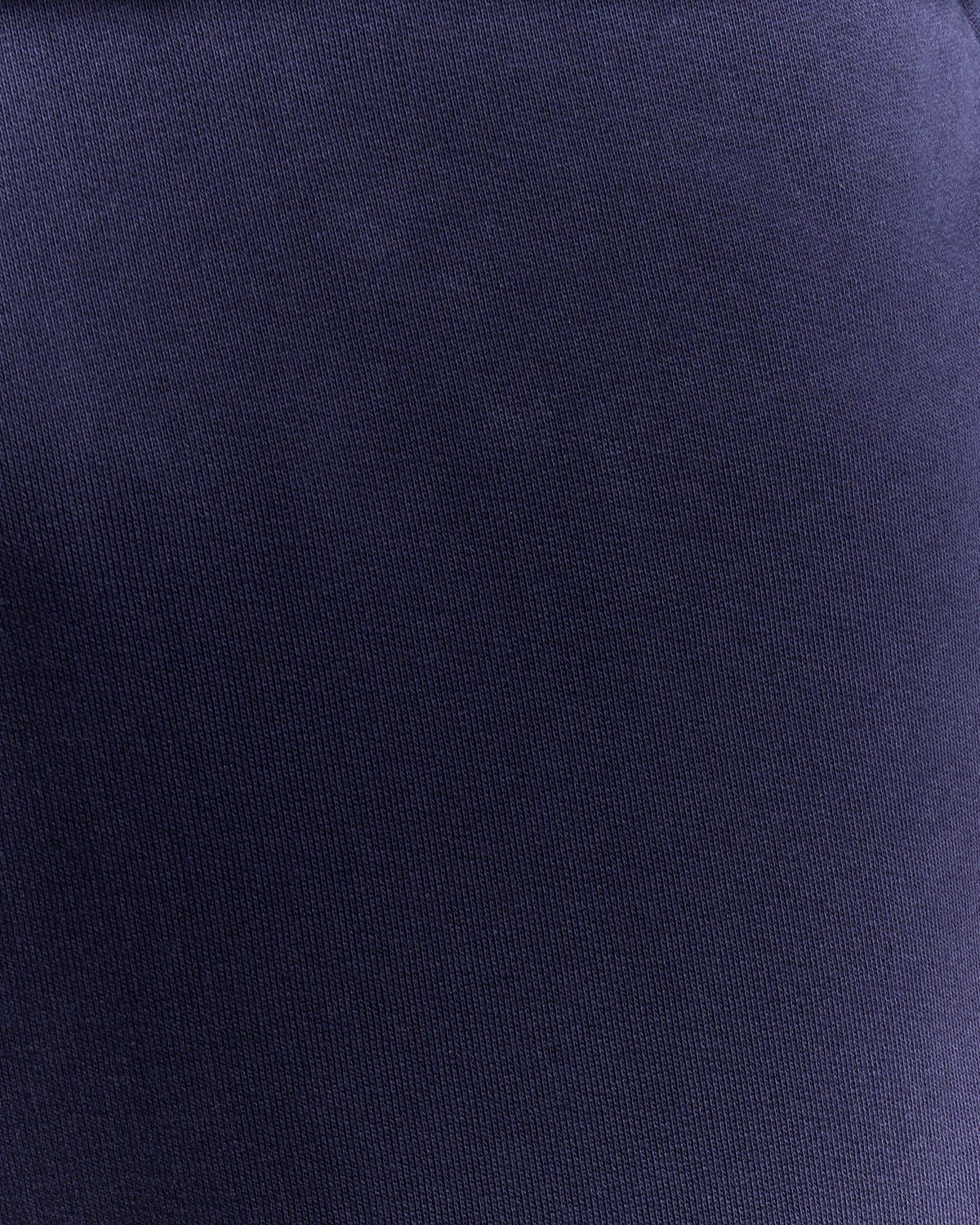 Uomo con pantaloni da jogging in cotone dal taglio aderente, colore blu navy