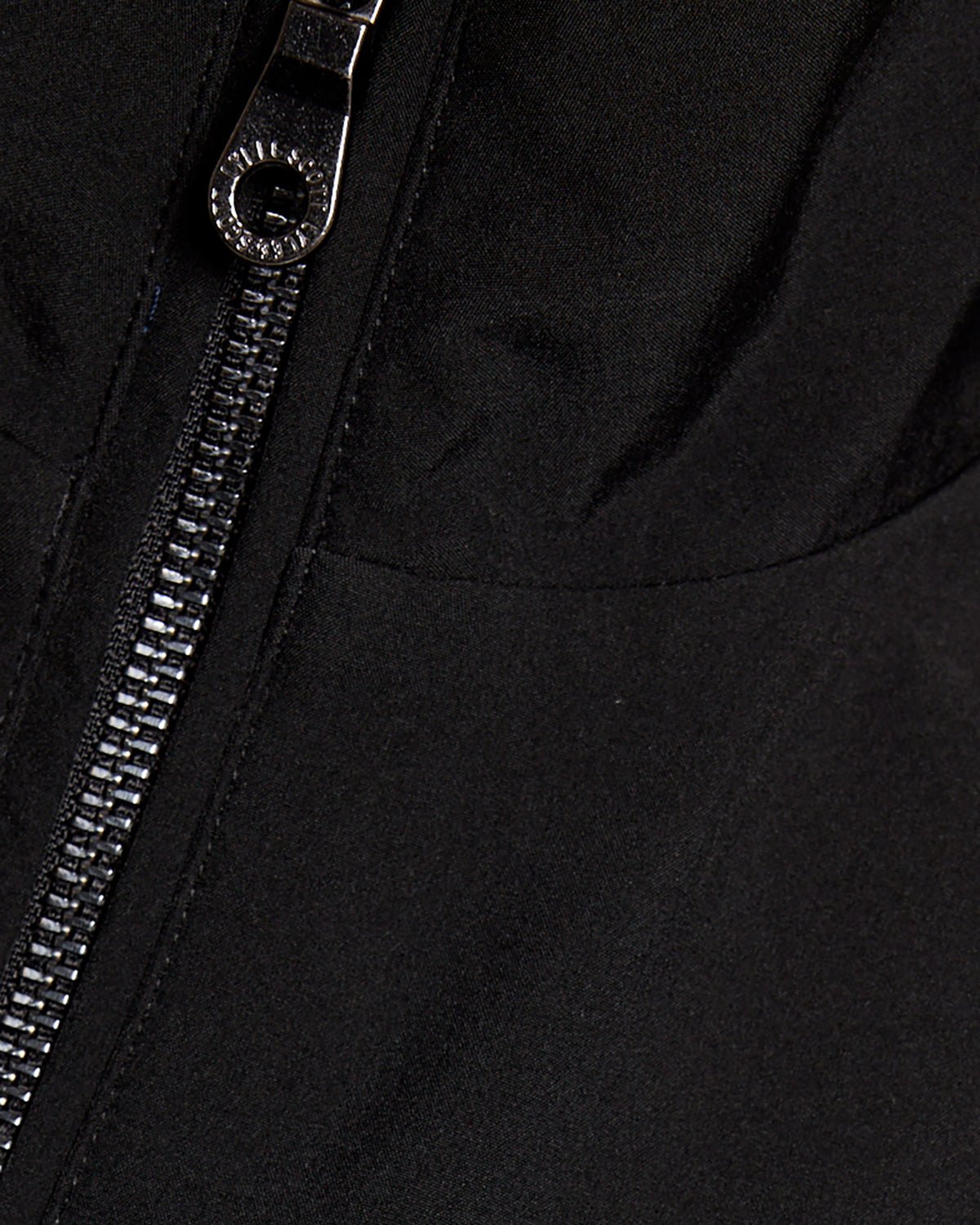 Gilet softshell à dos en maille, noir de jais