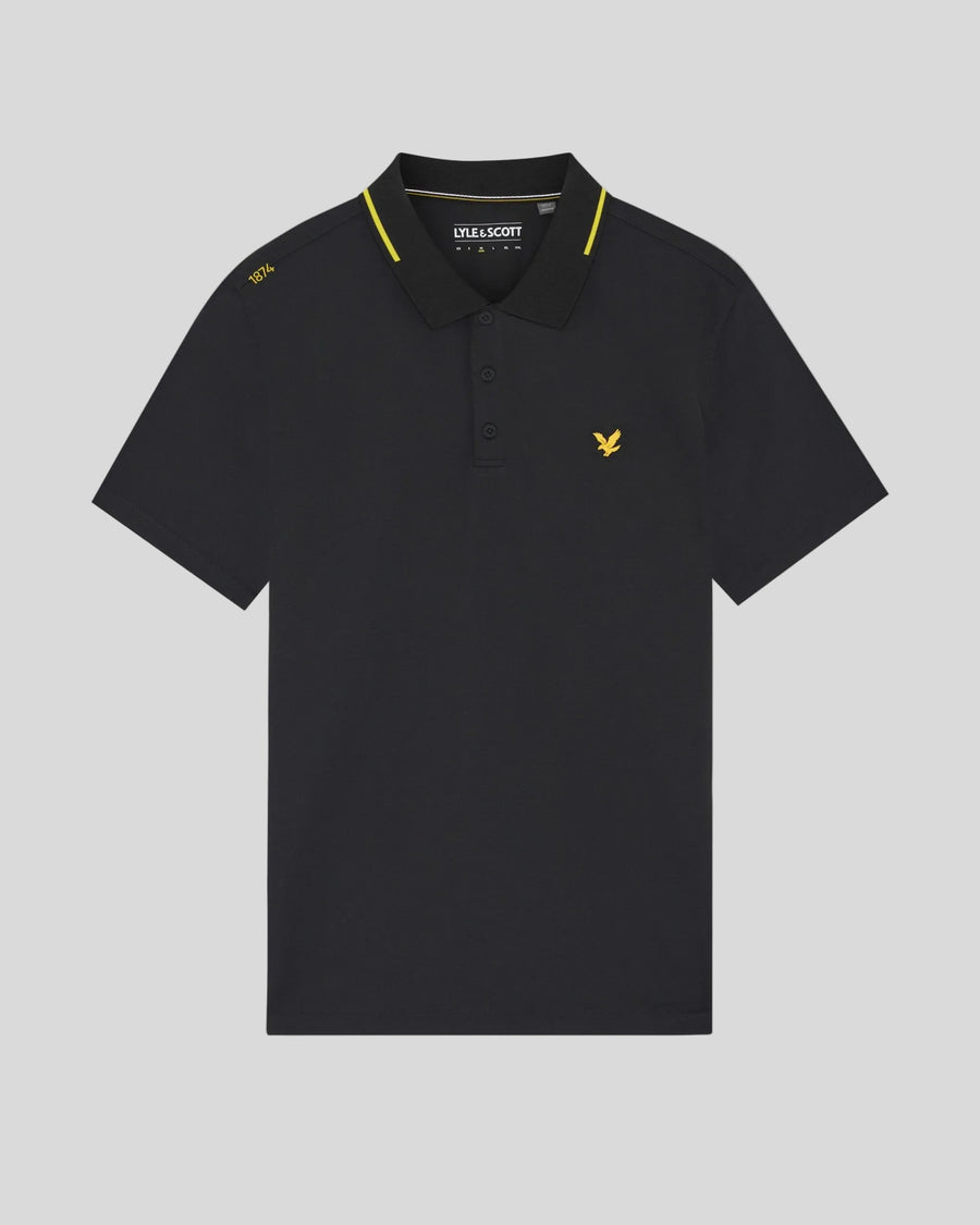 Uomo con polo tecnica a righe in nero jet