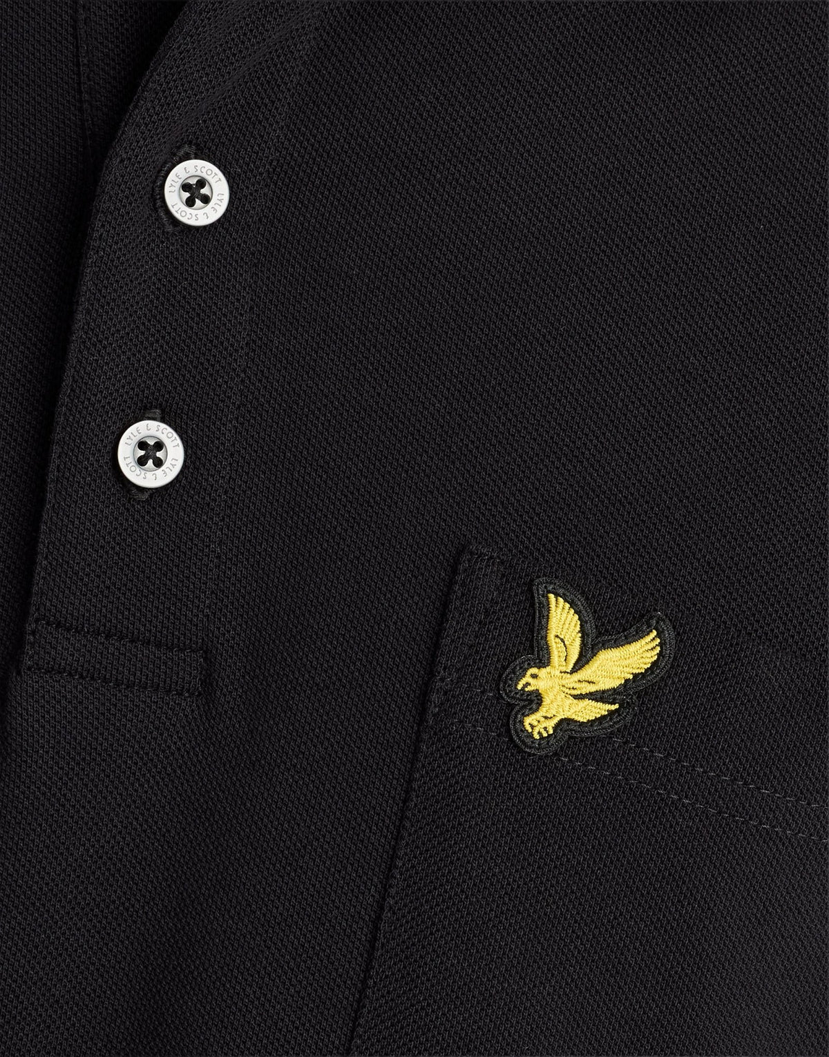 Polo de algodón piqué interlock para hombre en color lacado