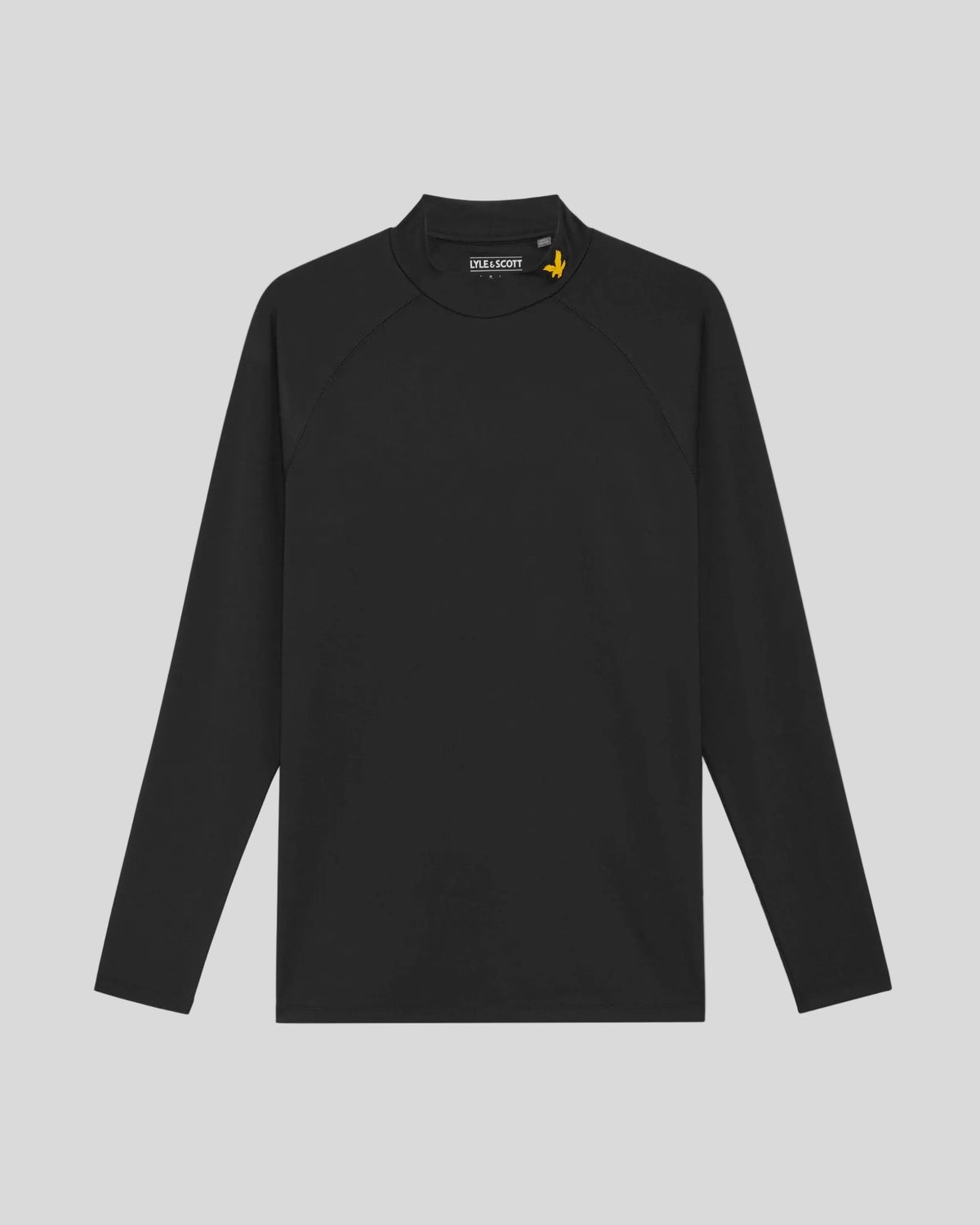 Uomo con maglia intima tecnica in nero jet