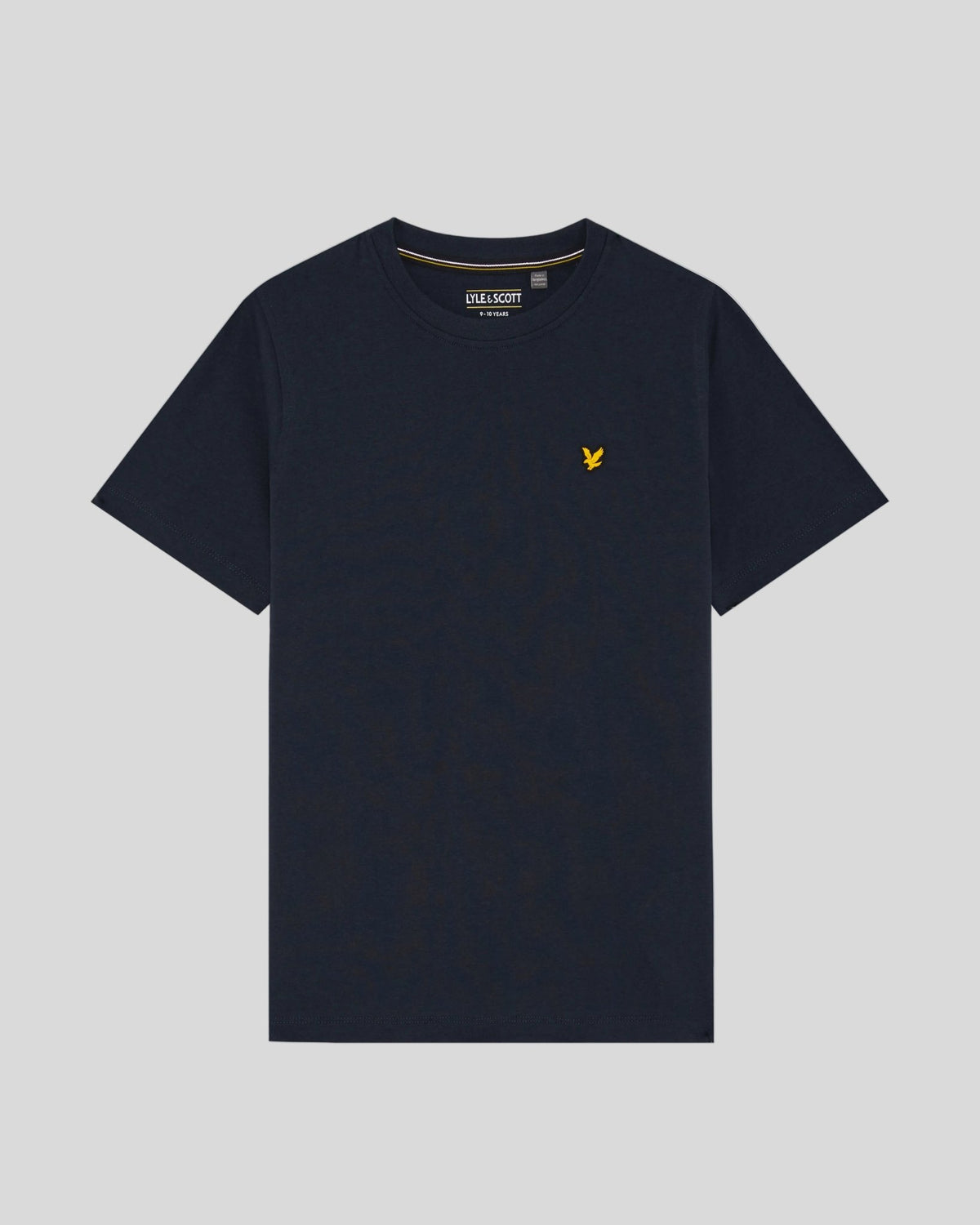 Hombre con camiseta Sports Core en azul marino oscuro
