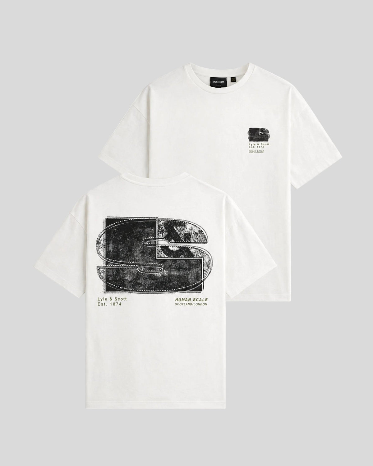 Heltidsbild av T-shirt med halvtonat monogram i vitt