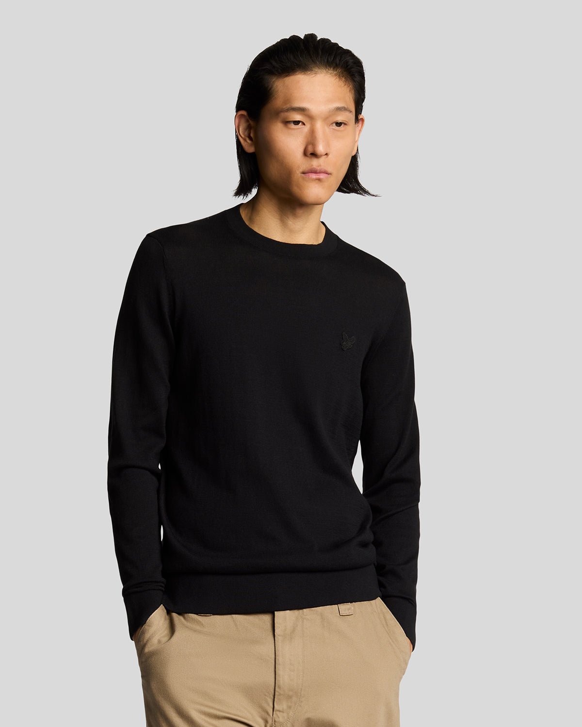 Pull à col rond en coton ultra-fin, couleur noir de jais