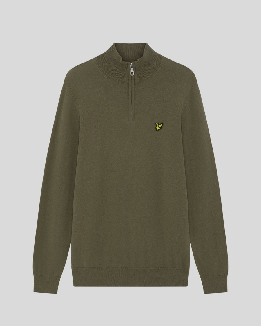 Man draagt een Cotton Merino-trui met 1/4-ritssluiting in de kleur Khaki Ash