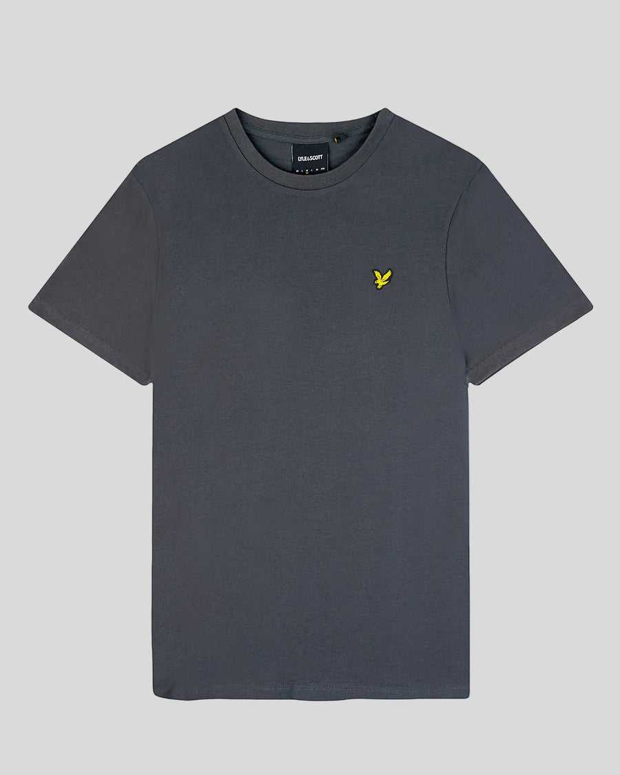 Hombre con camiseta de algodón de cuello redondo en color gris plomizo