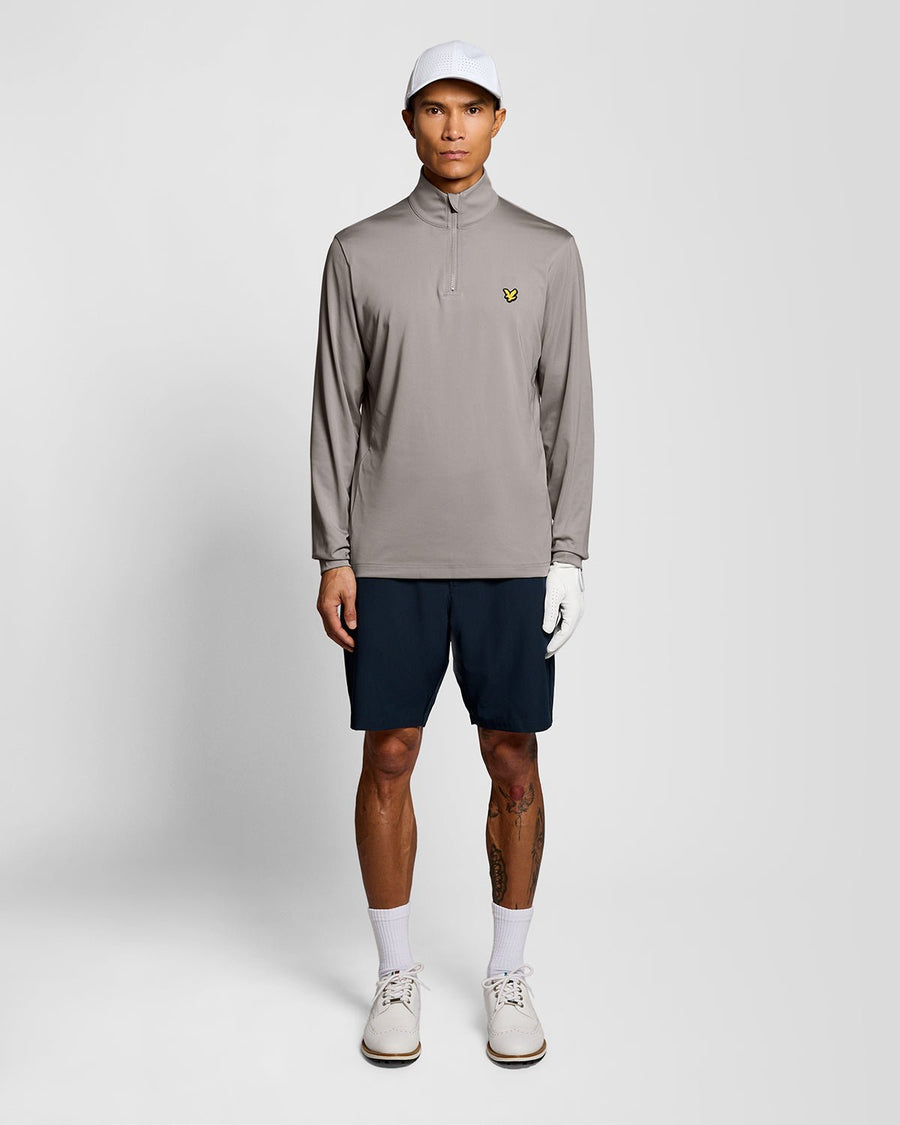 Uomo con maglione Performance 1/4 Zip Midlayer in colore Ultimate Grey