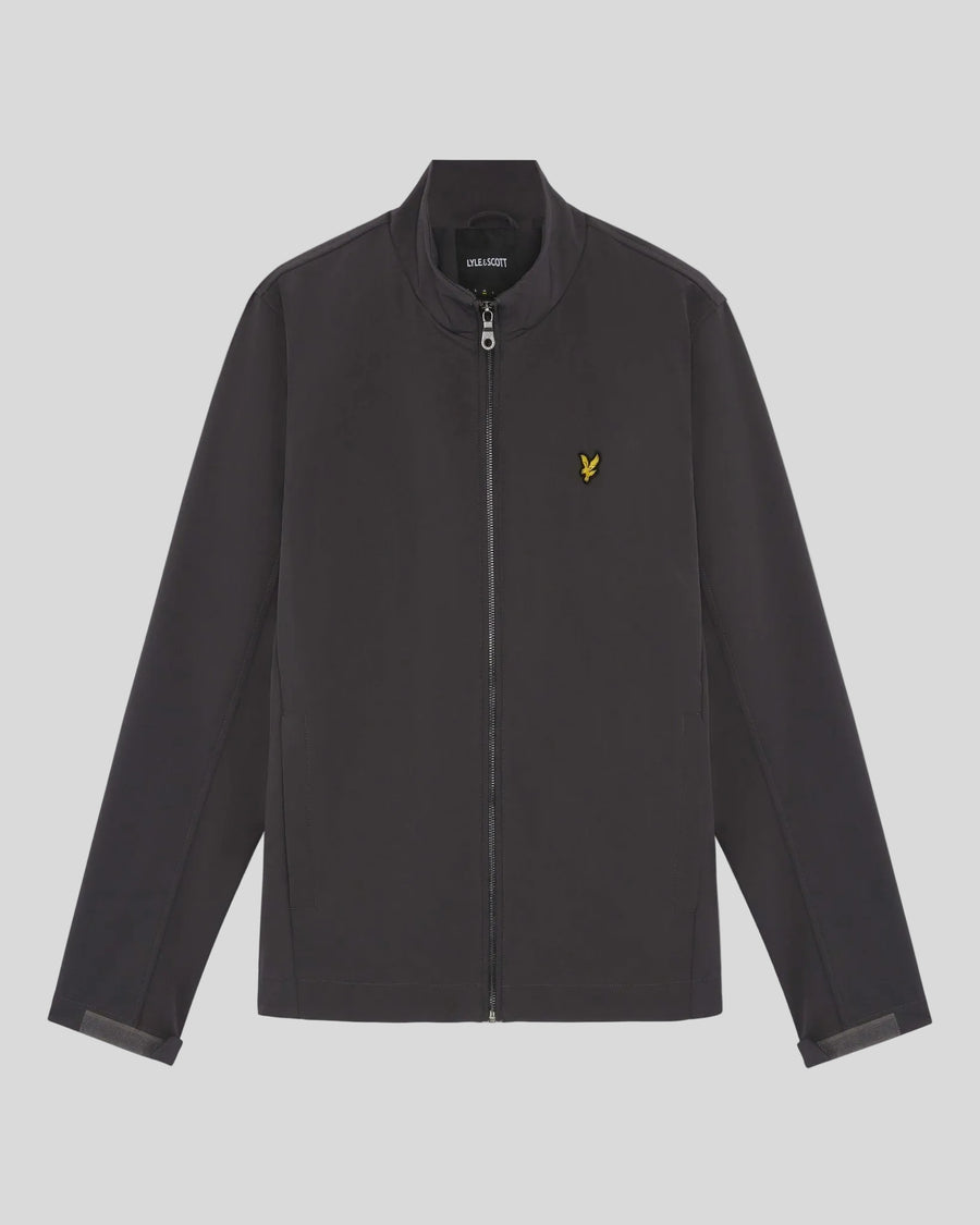 Homme portant une veste softshell à dos en maille, couleur gris métallisé