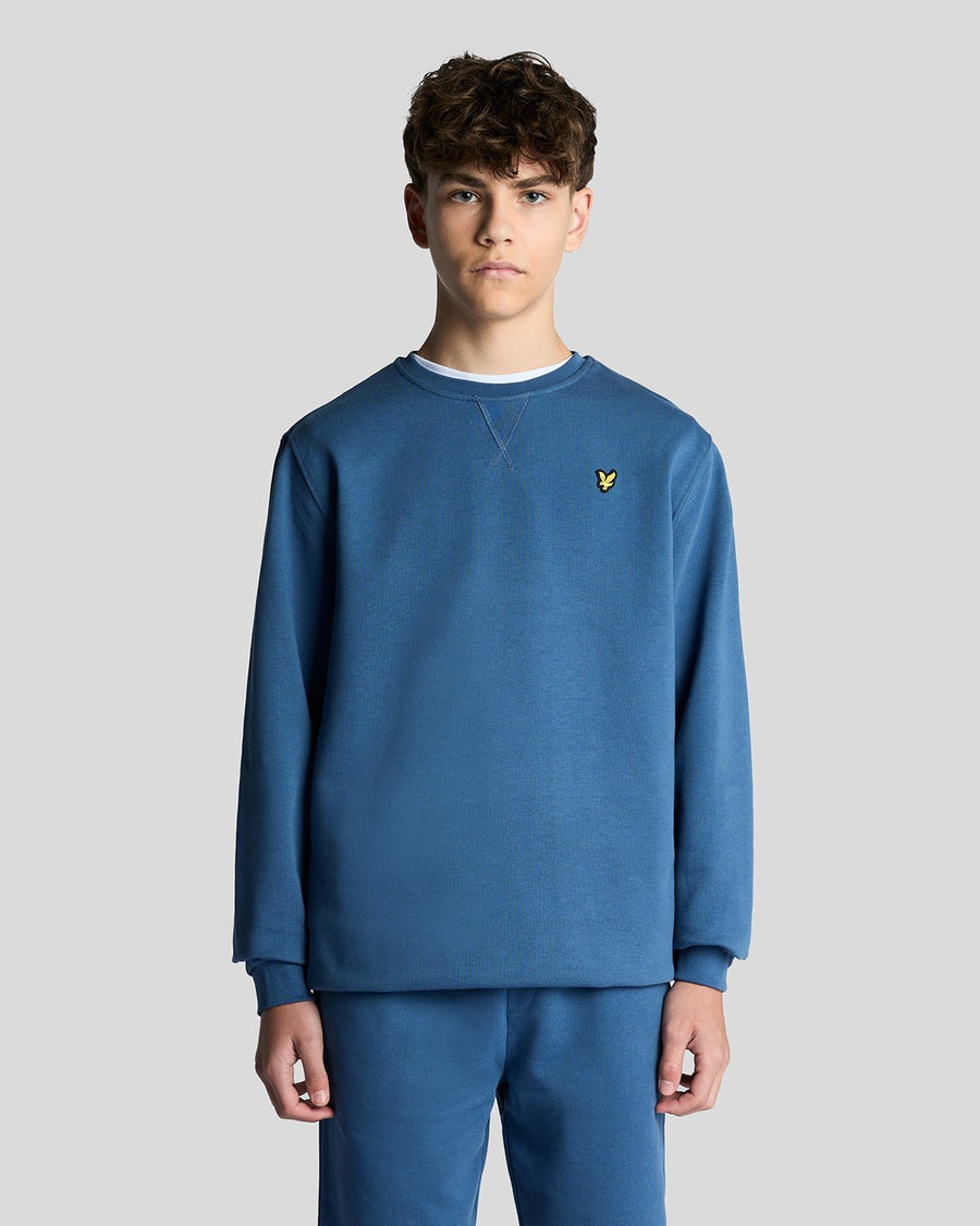 Uomo con felpa girocollo in cotone color bluette scuro
