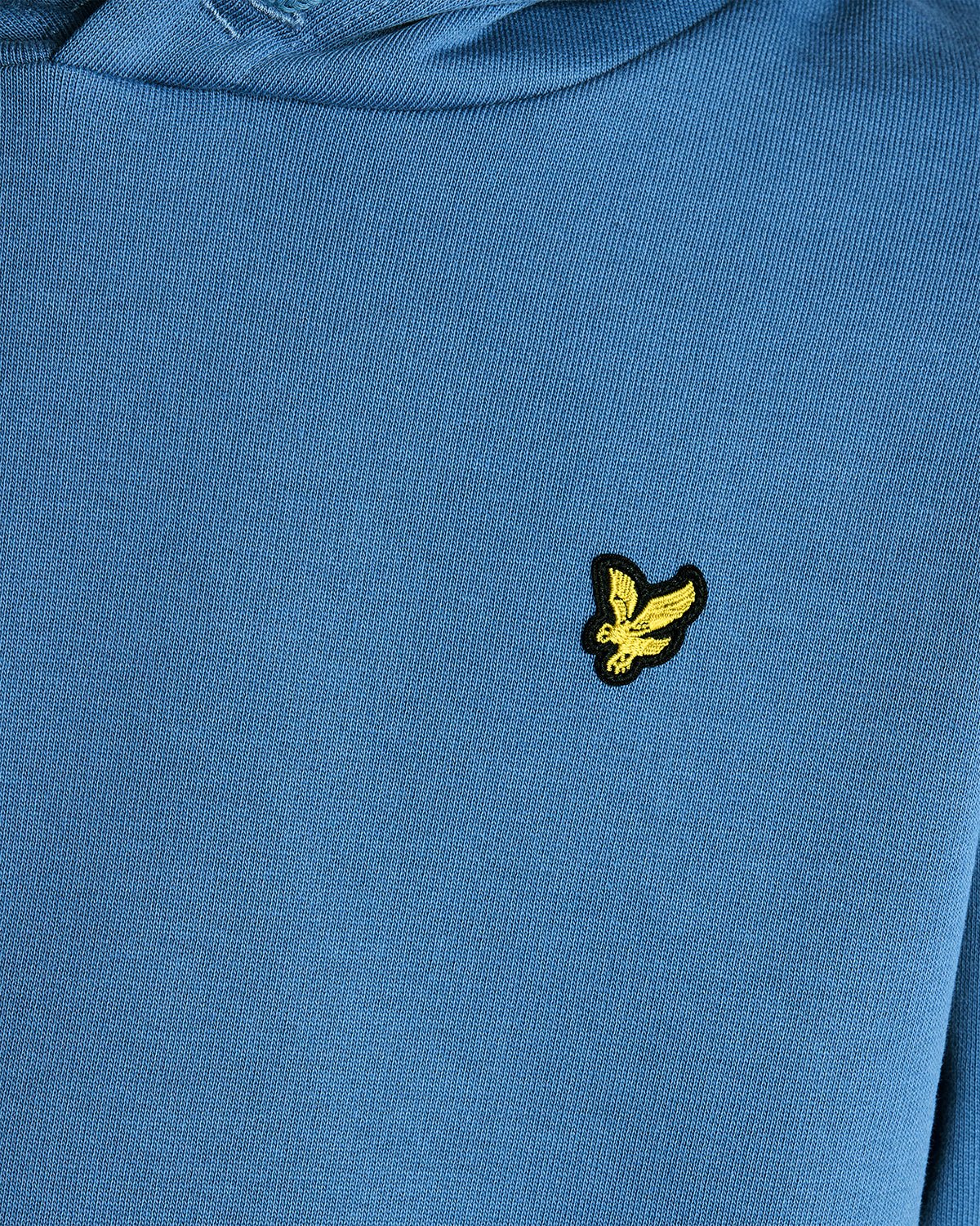Hombre con sudadera con capucha de algodón Loopback en color azul aciano oscuro